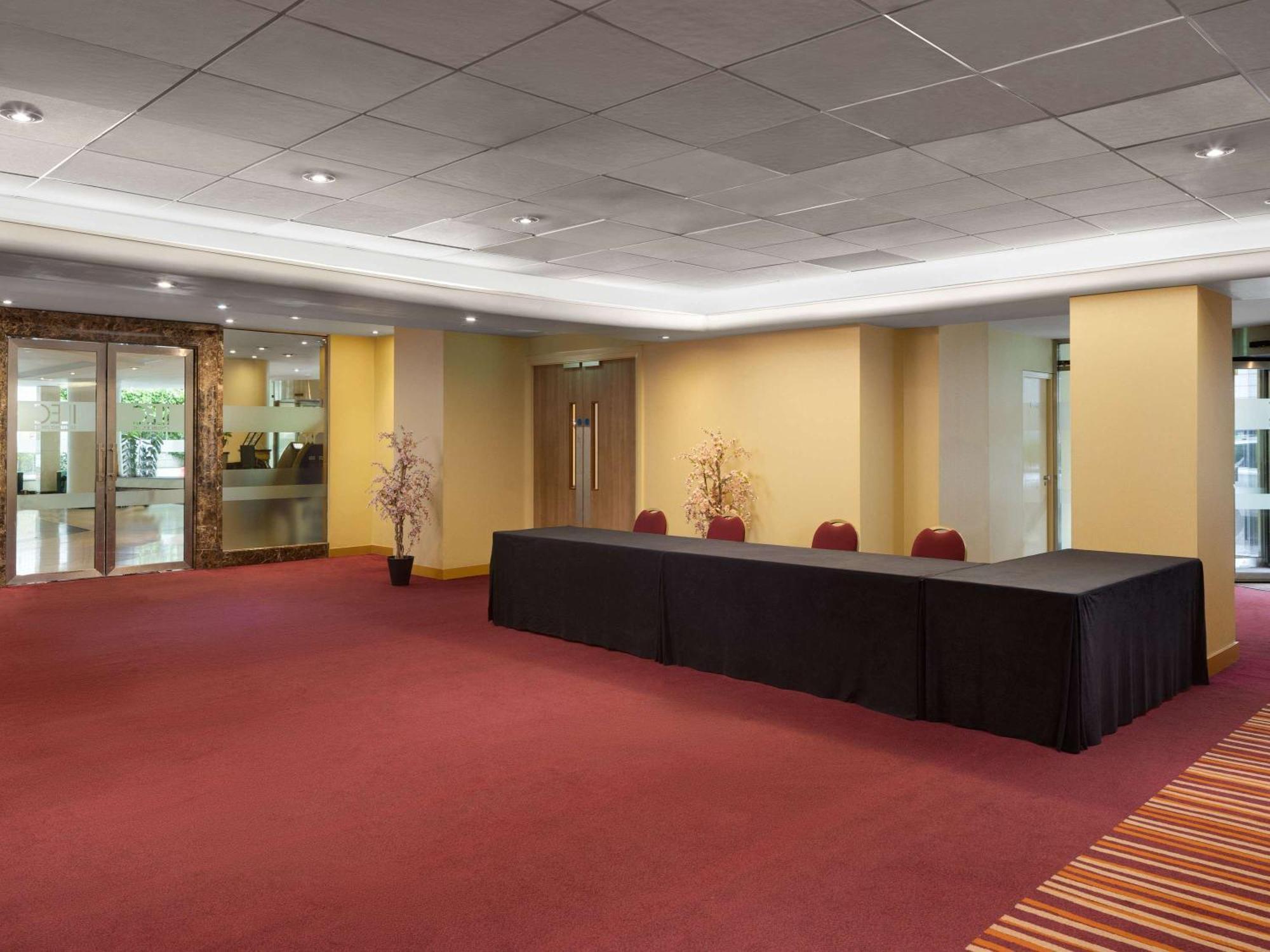 Ibis London Earls Court Hotel Ngoại thất bức ảnh